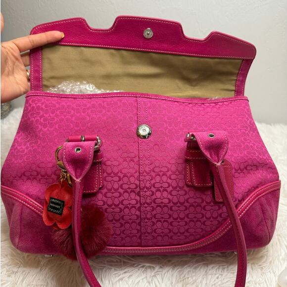 y2k COACH Vintage 2004 Pink Hampton SOHO Flap Satchel - Picture 7 of 12